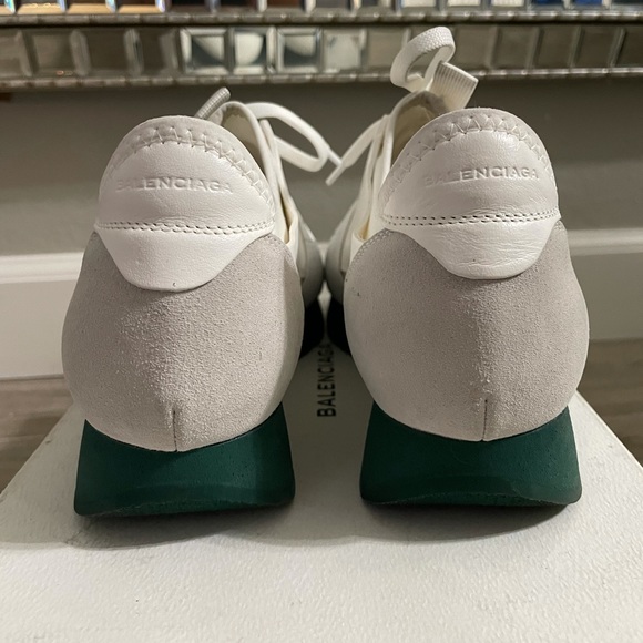 Balenciaga Race Runner - Size 39 - Picture 6 of 6